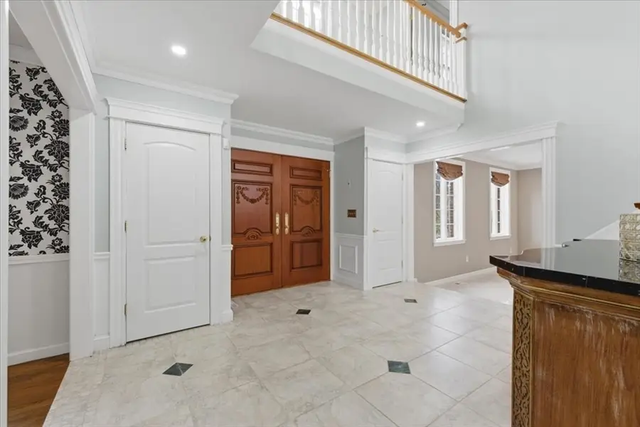 33 Whichita Rd, Medfield, MA 02052 - #3