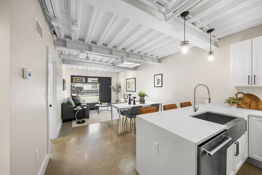 305 Webster Ave #109, Cambridge, MA 02141 - Image #2