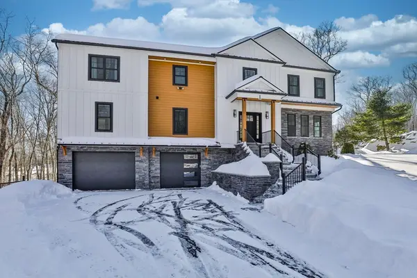 1 Whisper Way, Hopkinton, MA 01748