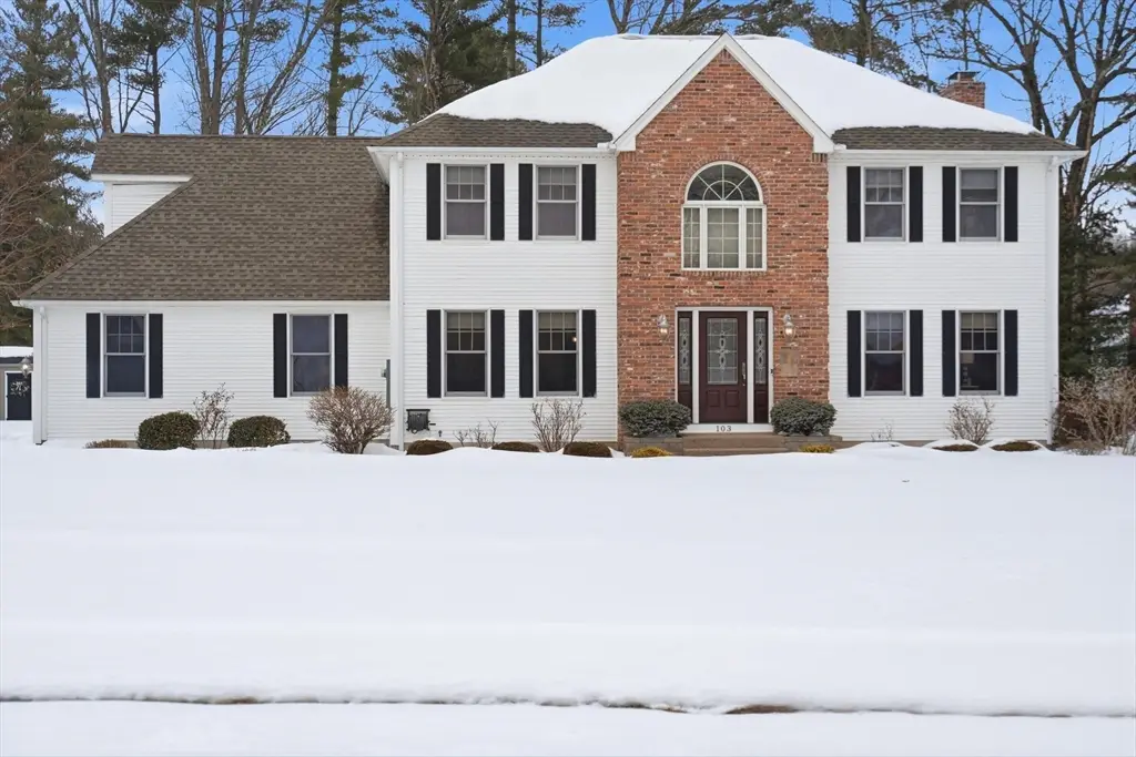 103 Woodcliff Dr, Westfield, MA 01085 - #1