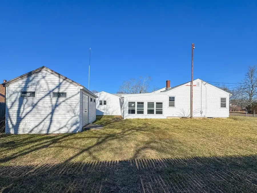 300 Davis Rd, Westport, MA 02790 - Image #3