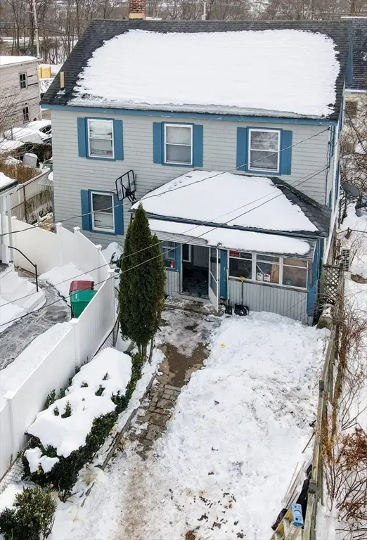 105 Third St, Lowell, MA 01850 - Image #2