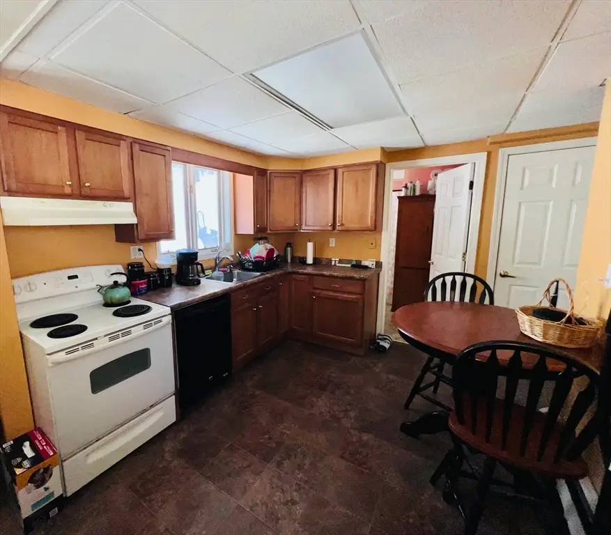 118 Beaconsfield Road, Worcester, MA 01604 - Image #2