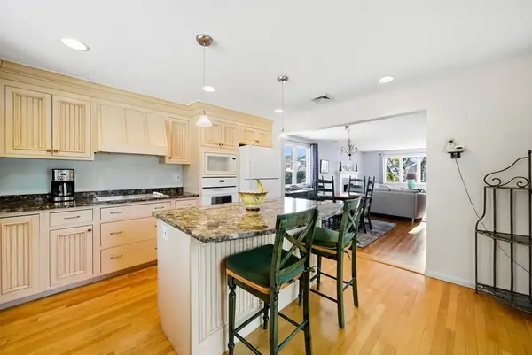 12 Elwern Rd, Arlington, MA 02474