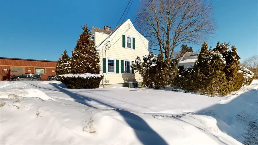 2800 Acushnet Ave, New Bedford, MA 02745 - Image #2