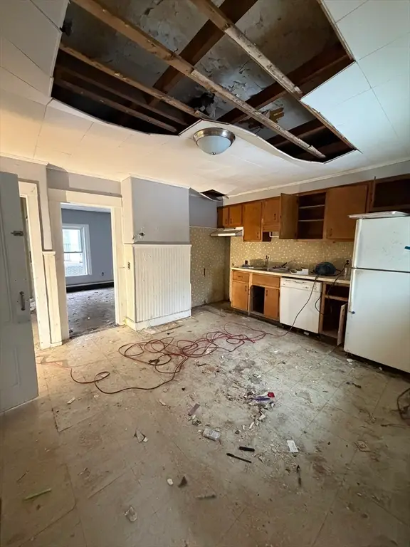 4 Glover Court, Boston, MA 02127 - #3