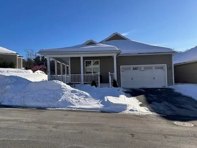 61 Spring Hill Dr #61, Uxbridge, MA 01569 - Image #1