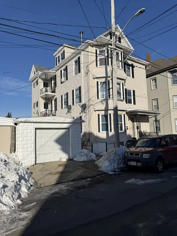 9 Stapleton St, New Bedford, MA 02744 - Image #3