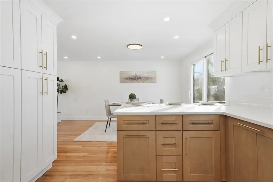 155 Mill St, Burlington, MA 01803 - #3