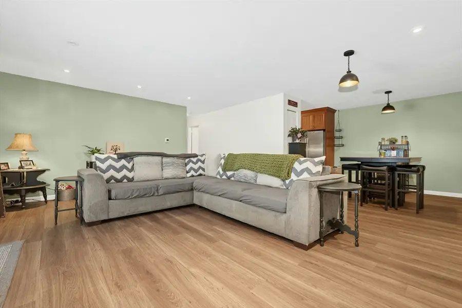 6 Thayer Pond Drive #11, North Oxford, MA 01537 - #3