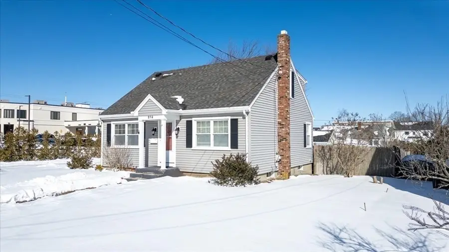 210 Harrison Ave, Somerset, MA 02726 - #2