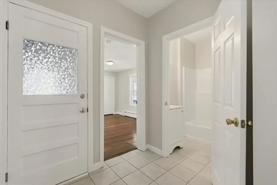 303 Cohannet St, Taunton, MA 02780 - Image #3