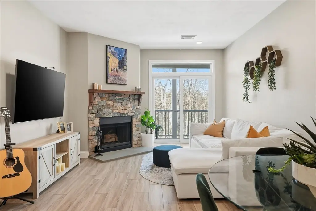 55 Bradford Commons Ln #55, Braintree, MA 02184 - #1