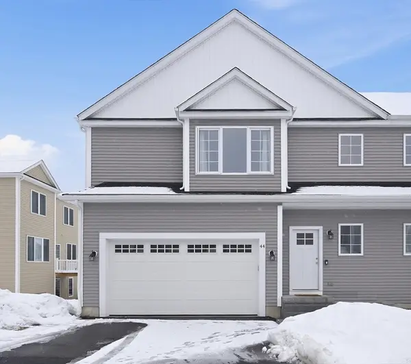 44 Pouts Ln #44, Uxbridge, MA 01569