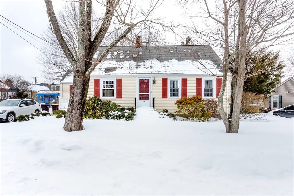 10 Marion Rd, Weymouth, MA 02191 - Image #1