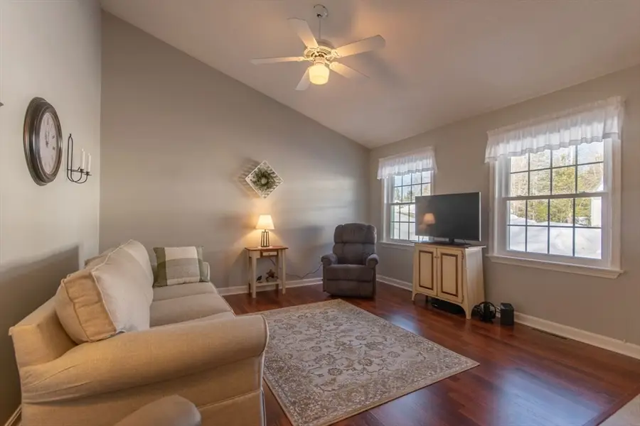 27 Rosewood Lane #27, Southwick, MA 01077 - Image #3