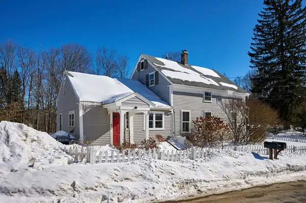 100 Depot Rd, Leverett, MA 01054
