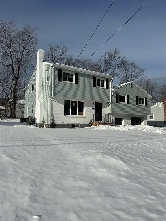 81 Earle Street, Norwood, MA 02062