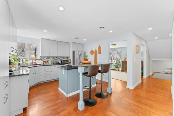 7 Bassett Brook Ln, Duxbury, MA 02332