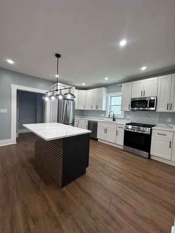 12 Howard St, Lynn, MA 01902 - Image #2