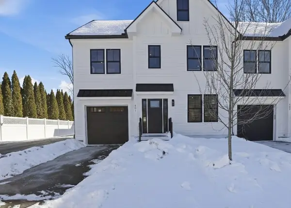 10 Webber Avenue #101, Bedford, MA 01730
