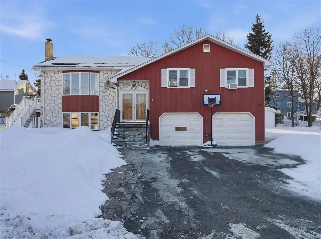 39 Swan Ave, Methuen, MA 01844 - #1