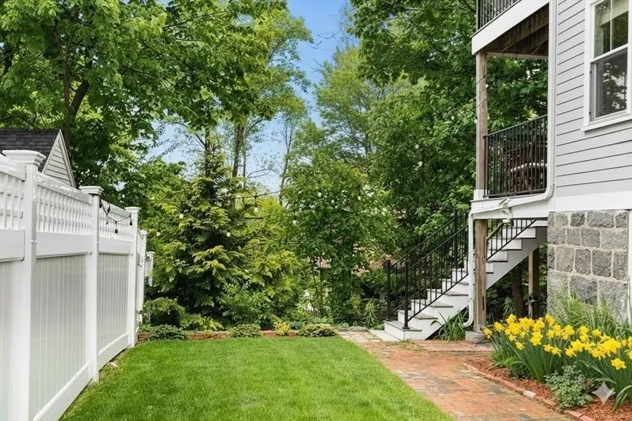 72-74 Manthorne Rd #74, Boston, MA 02132 - Image #2
