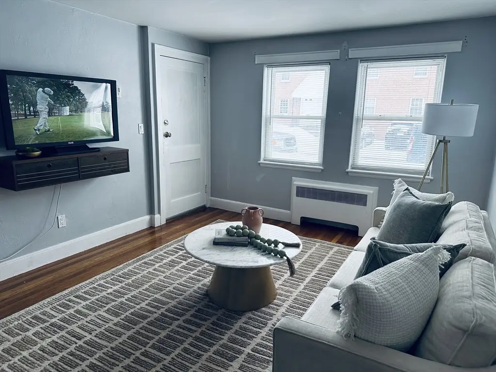 31 Aldrich Rd #1, Watertown, MA 02472 - #1