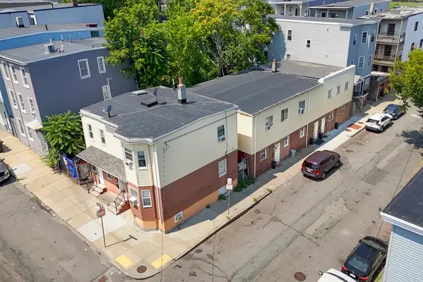 9 Shelby St, Boston, MA 02128