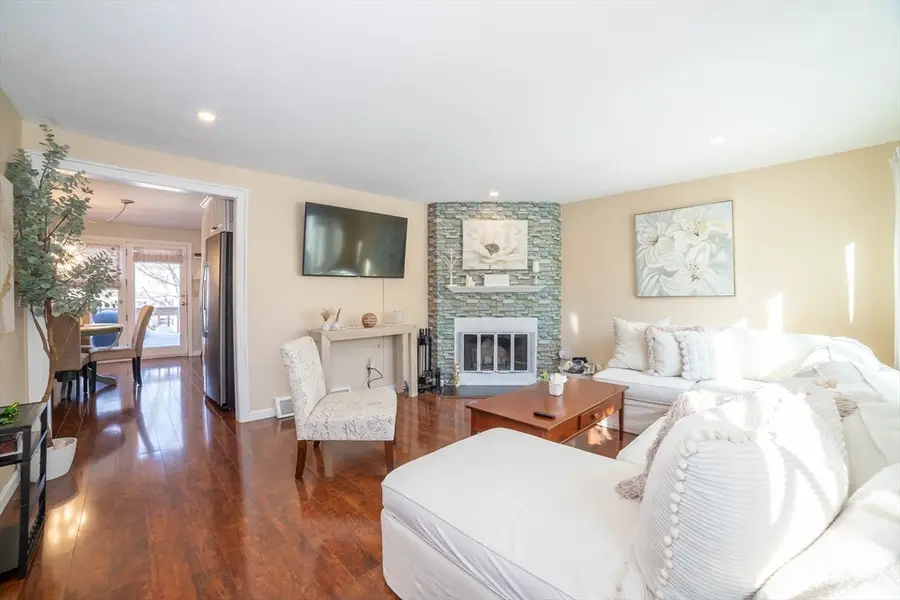 37 Scotty Hollow Dr #B, North Chelmsford, MA 01863 - #2