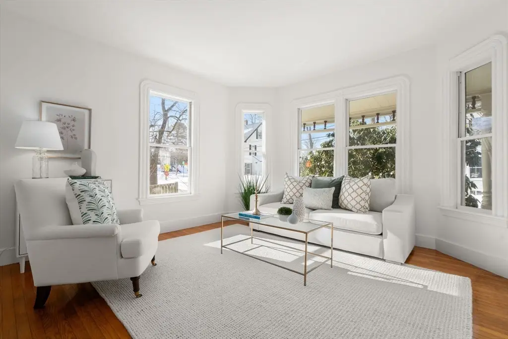 10 Higgins St, Newton, MA 02466 - #1