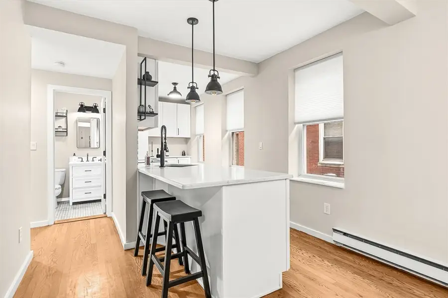 5 Holden Ct #3, Boston, MA 02109 - Image #3