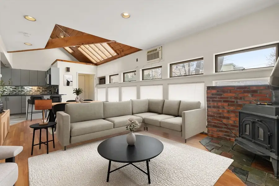 108 Clay St, Cambridge, MA 02140 - #2