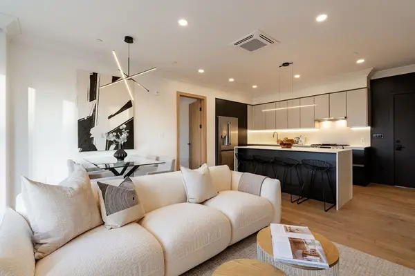 388 Washington Street #405, Quincy, MA 02169