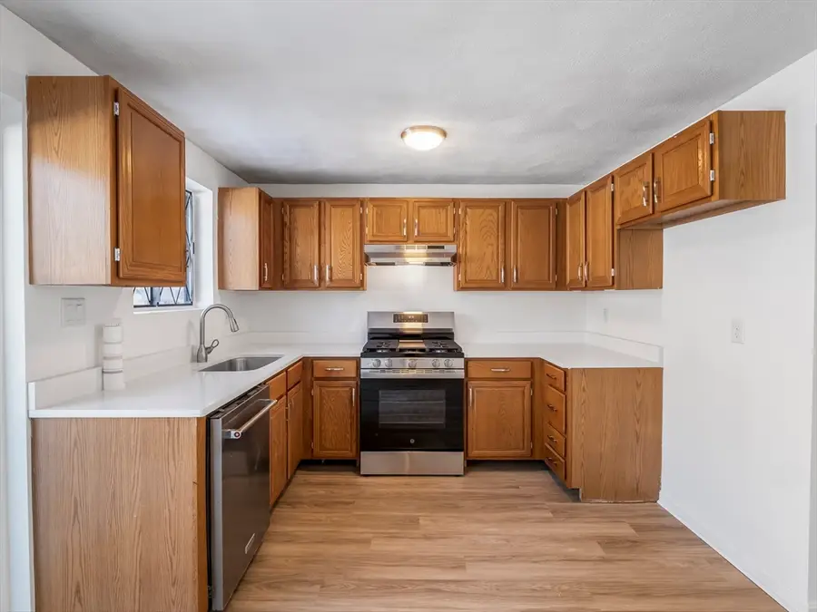 403 Farrwood Dr #403, Haverhill, MA 01835 - #2