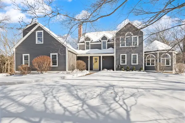 10 Follett Dr, Wrentham, MA 02093