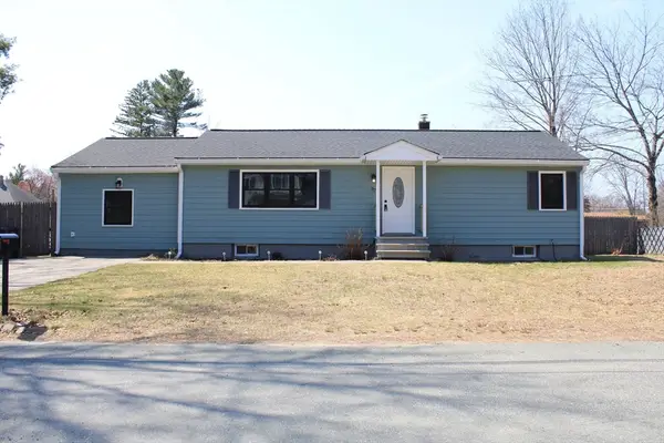37 Lexington Avenue, Methuen, MA 01844