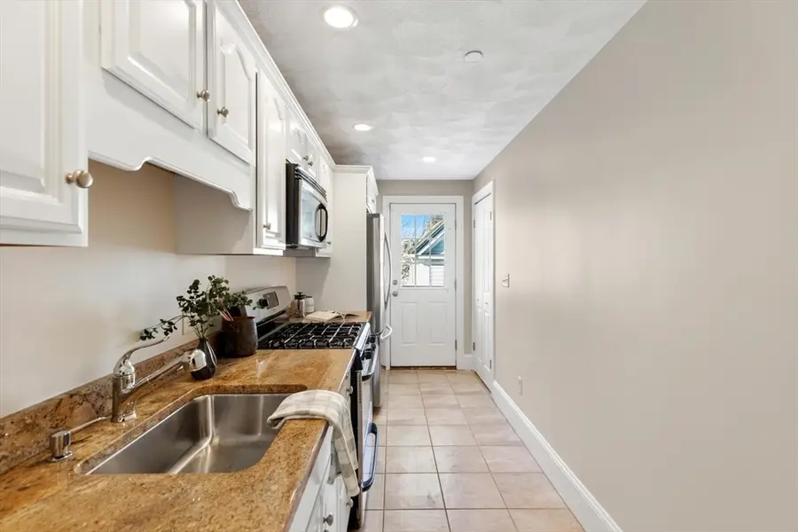 8 Common St #3, Stoneham, MA 02180 - #2