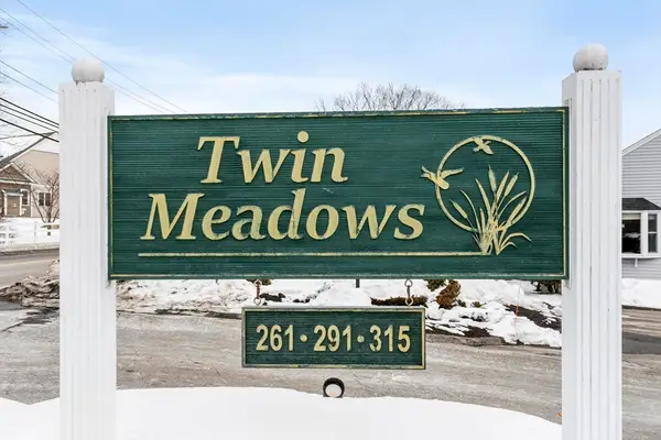 315 Broadway #1, Dracut, MA 01826