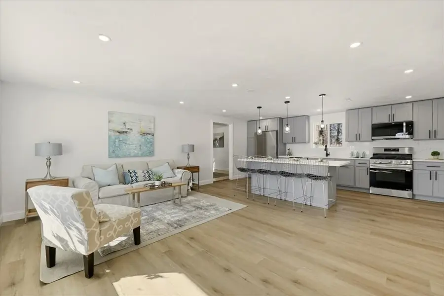 32 Foothill Rd, Brockton, MA 02302 - #2