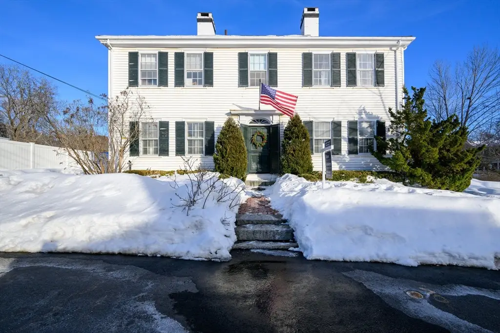 45 School St, Manchester, MA 01944 - #1