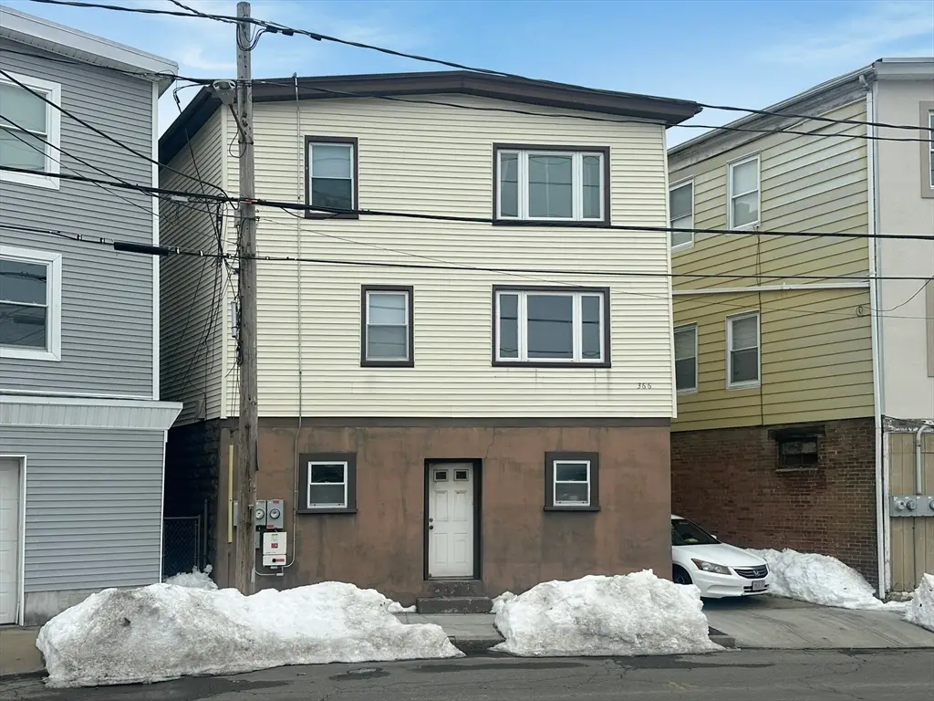 366 Alden St, Fall River, MA 02723 - #1