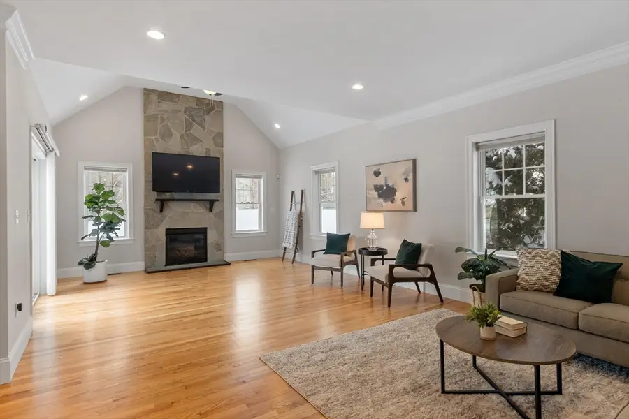 255 East St, Lexington, MA 02420 - #2