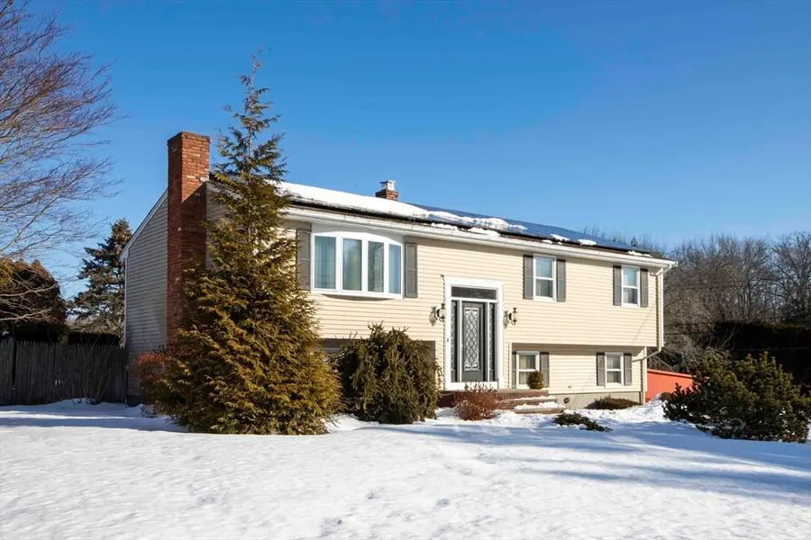 795 Old Warren Rd, Swansea, MA 02777 - #3