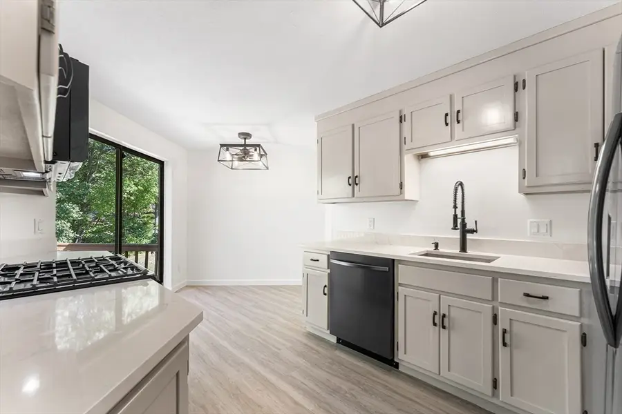 12 Perkins Ct #12, Haverhill, MA 01832 - #3