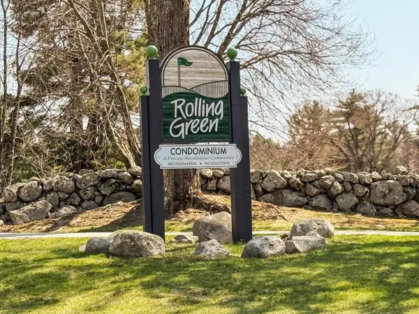 15 Shoal Creek Road #15, Hudson, NH 03051