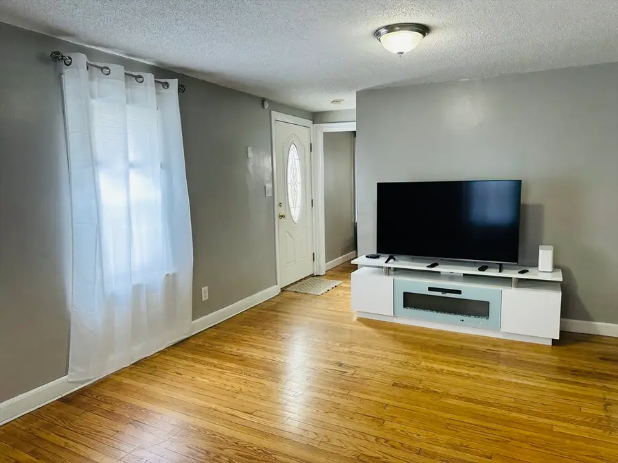 42 Marquette St., Springfield, MA 01104 - #3