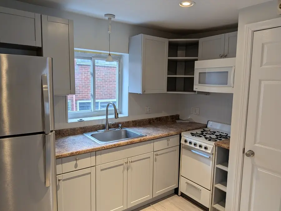 35 Homer Ave #7, Cambridge, MA 02138 - #3
