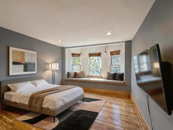 148 Berkshire St #148-4, Cambridge, MA 02141