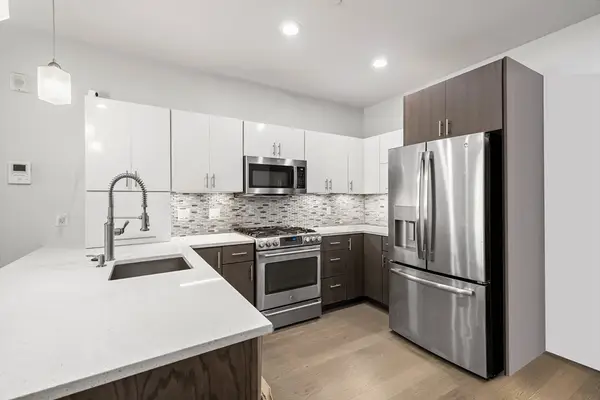 18 Cliveden #406W, Quincy, MA 02169